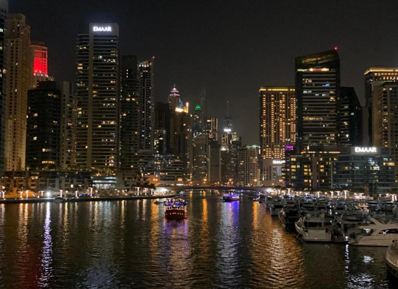Seaview Beach Hostel Jbr - Walk To Beach - Gym - Pool - Metro Station ดูไบ ภายนอก รูปภาพ